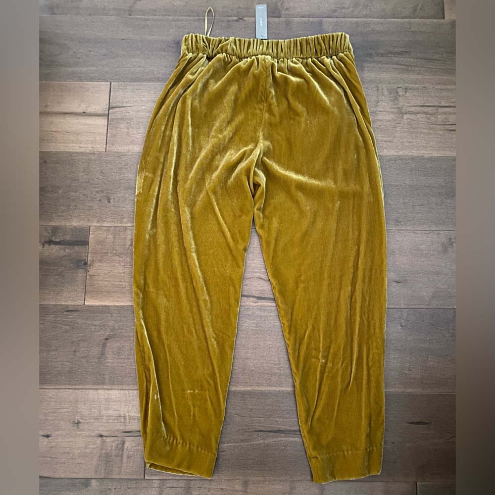 Jcrew size six gold velvet pants - new with tags
